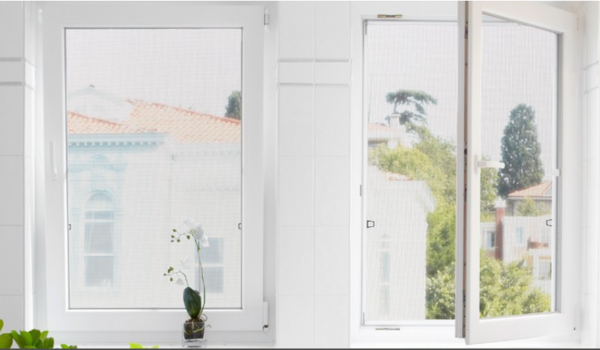 Moustiquaire-fixe-pour-fenetre