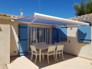 Store-banne-terrasse